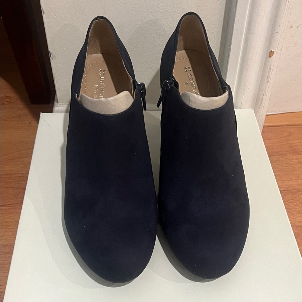 Naturalizer Navy Heeled Boots